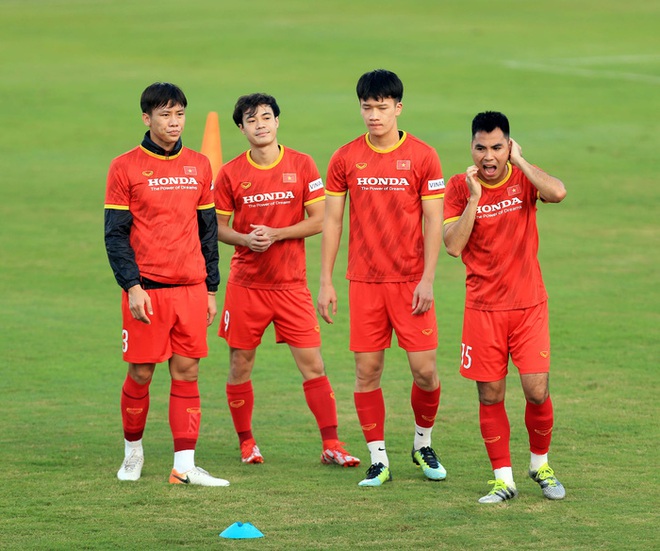 Thêm một cầu thủ U22 được bổ sung lên đội tuyển Việt Nam cho chiến dịch Vòng loại World Cup 2022 - Ảnh 22.