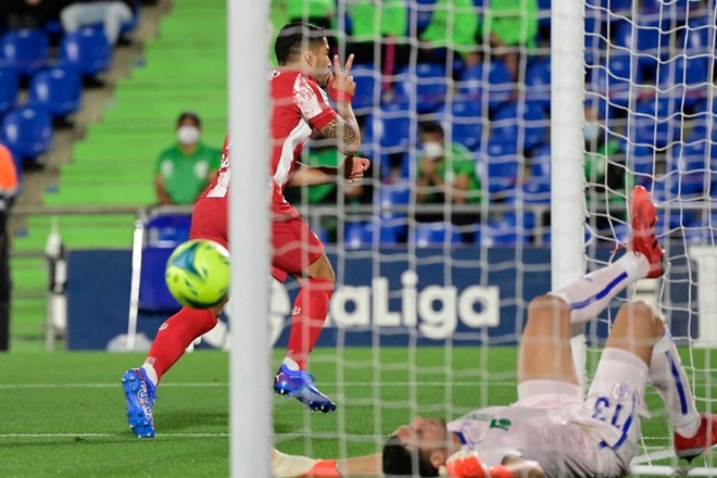 Cú đúp của Suarez hoàn tất màn ngược dòng nghẹt thở  cho Atletico Madrid - Ảnh 12.