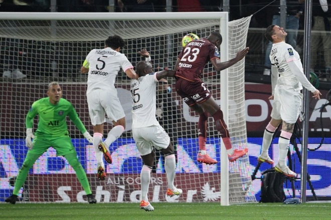 Messi vắng mặt vì chấn thương, PSG suýt mất điểm trước đội cuối bảng Ligue 1 - Ảnh 5.