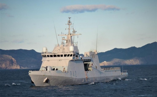 Tàu tuần tra Rayo của Hải quân Tây Ban Nha. Ảnh: Europa Press