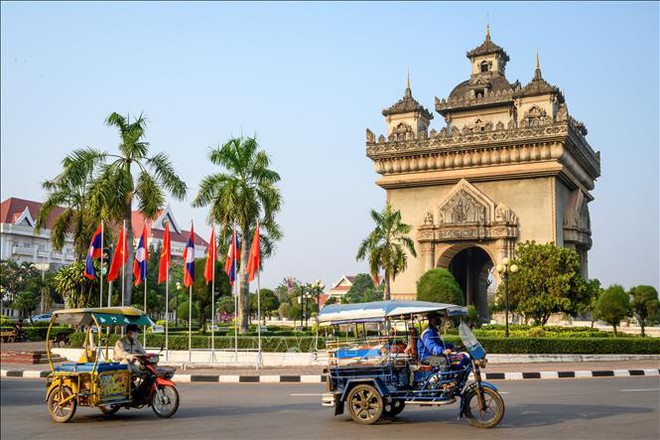 Tin vui tới tấp: Sáng nay, TP.HCM đón nhận lô vắc xin cực lớn; Đơn hàng vắc xin bom tấn đang trên đường về Việt Nam - Ảnh 1.