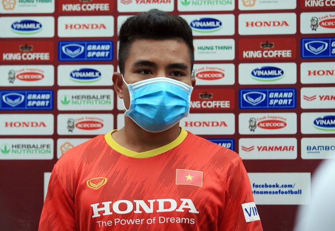 Cầu thủ U22 Việt Nam nỗ lực cạnh tranh suất tham dự vòng loại U23 châu Á 2022 - Ảnh 7.