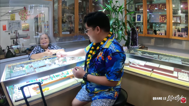 Quang Lê mua nhẫn 130 ngàn đô hỏi cưới, bị Hà Thanh Xuân từ chối: Em cần nhẫn 10 carat cơ - Ảnh 3. Quang Lê mua nhẫn 130 ngàn đô hỏi cưới, bị Hà Thanh Xuân từ chối: Em cần nhẫn 10 carat cơ - Ảnh 3.