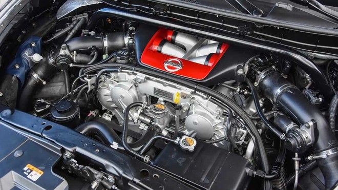 Ngược đời: SUV gia đình hiệu Nissan đời 2015 bán lại có giá cao hơn cả Lamborghini mới tinh tươm - Ảnh 3.