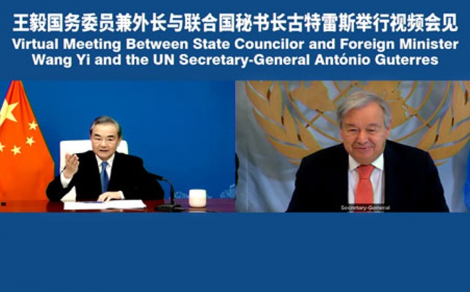 Ngoại trưởng Trung Quốc Vương Nghị gặp trực tuyến Tổng thư ký Liên Hợp Quốc Antonio Guterres. Ảnh: Bộ Ngoại giao Trung Quốc.