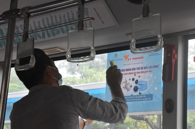 Hà Nội: Kiến nghị cho phép vận tải hành khách công cộng được hoạt động từ 1/10 - Ảnh 1.