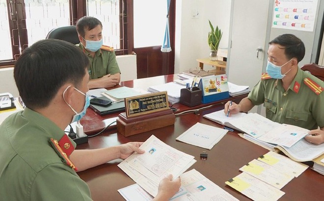 Công an kiểm tra bằng cấp giả của giáo viên, nhân viên huyện Cư Kuin