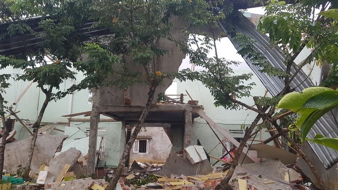 Vụ nổ kinh hoàng, 2 người chết ở Quảng Nam: Tìm thấy bao chứa chất nổ - Ảnh 4.