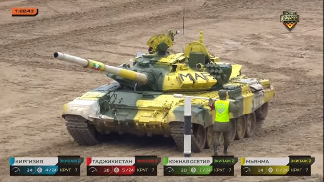 Chung kết Tank Biathlon 2021: Trận đấu đang diễn ra vô cùng quyết liệt và gay cấn - Chưa bao giờ đáng xem như thế - Ảnh 1.