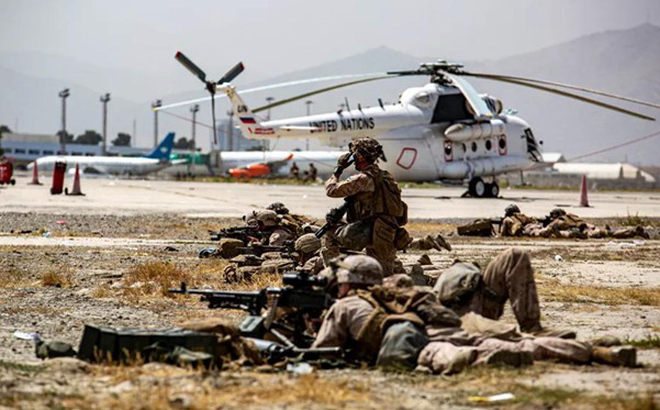 Thượng nghị sĩ Lindsey Graham nói rằng Mỹ sẽ điều binh trở lại Afghanistan (Ảnh: Reuters)