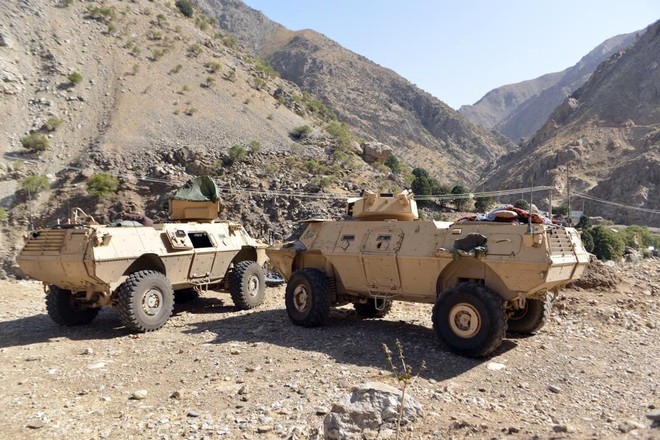 Taliban tuyên bố giải phóng hoàn toàn Afghanistan - Lực lượng thân Nga nã pháo tấn công thẳng vào tiền đồn Quân đội Ukraine - Ảnh 2.