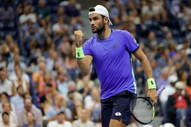 Li&ecirc;n tiếp bị la &oacute; v&agrave; g&acirc;y nhiễu từ kh&aacute;n đ&agrave;i, Djokovic vẫn bản lĩnh ngược d&ograve;ng v&agrave;o b&aacute;n kết US Open - Ảnh 2.