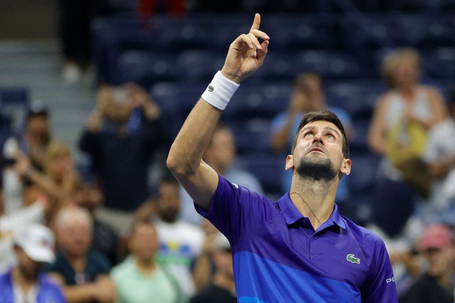 Liên tiếp bị la ó và gây nhiễu từ khán đài, Djokovic vẫn bản lĩnh ngược dòng vào bán kết US Open - Ảnh 11.