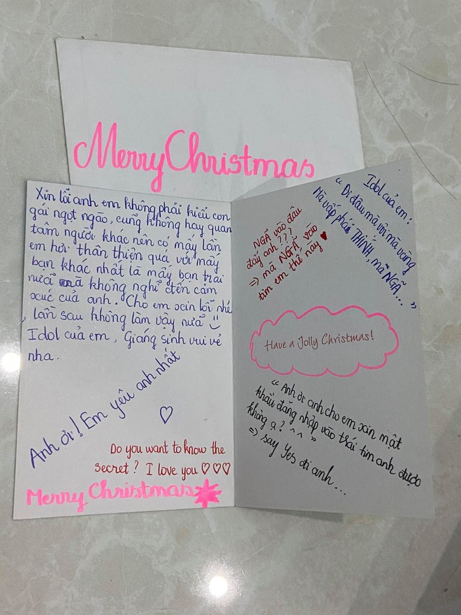 Chuyện t&igrave;nh &ldquo;g&agrave; b&ocirc;ng&rdquo; của cặp đ&ocirc;i 10X được viết bằng h&agrave;ng trăm l&aacute; thư tay - Ảnh 11.