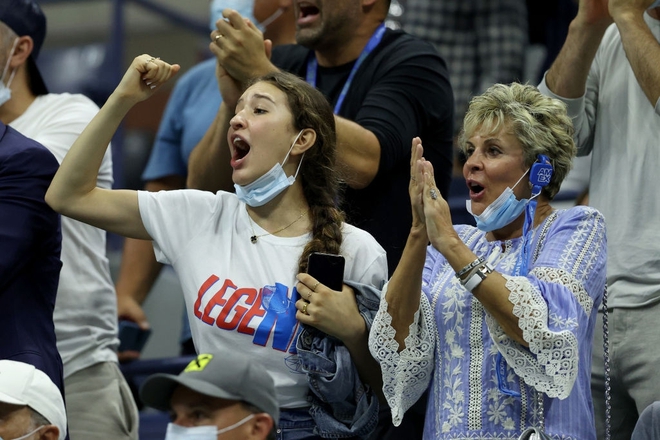 Liên tiếp bị la ó và gây nhiễu từ khán đài, Djokovic vẫn bản lĩnh ngược dòng vào bán kết US Open - Ảnh 6.