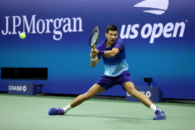 Li&ecirc;n tiếp bị la &oacute; v&agrave; g&acirc;y nhiễu từ kh&aacute;n đ&agrave;i, Djokovic vẫn bản lĩnh ngược d&ograve;ng v&agrave;o b&aacute;n kết US Open - Ảnh 8.