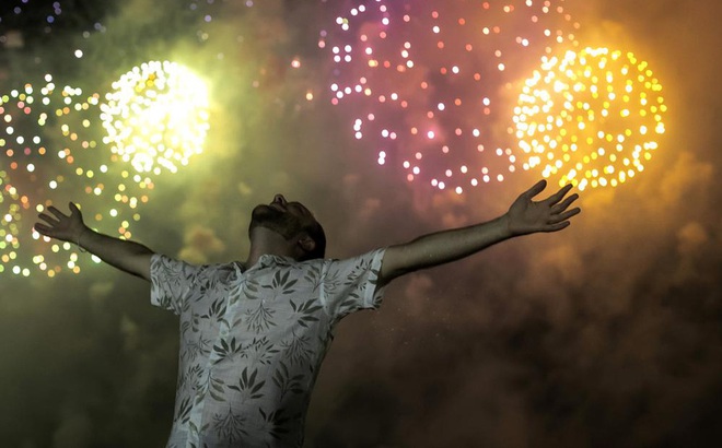 Xoay chuyển tài tình, Việt Nam vào top về bao phủ vaccine; Chiêm tinh học: 2022 có sự kiện lớn! - Ảnh 1.