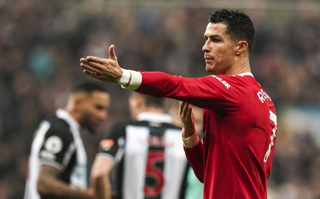 Ronaldo thi đấu thất vọng trước Newcastle. Ảnh: Getty