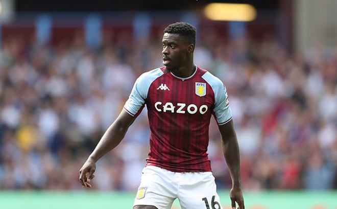 Tuanzebe không có cơ hội thể hiện mình ở Aston Villa