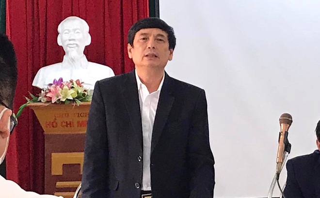 Ông Nguyễn Văn Định - Giám đốc CDC Nghệ An trước khi bị khởi tố đã khẳng định rằng chưa từng gặp ai trong công ty Việt Á, chưa nhận bất cứ khoản tiền nào từ Việt Á. Ông Nguyễn Văn Định - Giám đốc CDC Nghệ An trước khi bị khởi tố đã khẳng định rằng chưa từng gặp ai trong công ty Việt Á, chưa nhận bất cứ khoản tiền nào từ Việt Á.
