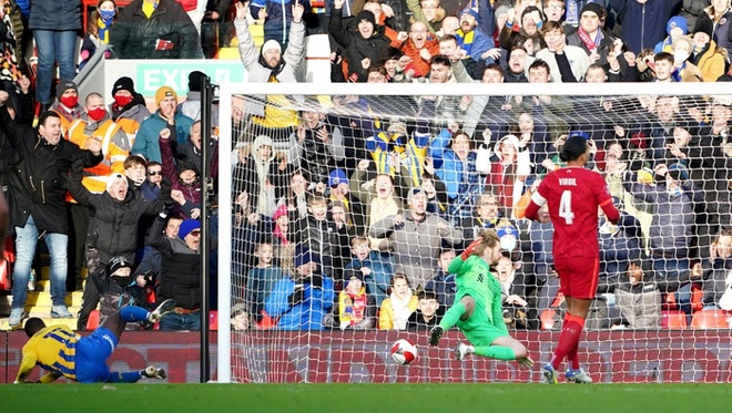 Không Salah và Mane, Liverpool phải ngược dòng đánh bại đội hạng ba tại vòng 3 FA Cup - Ảnh 2.