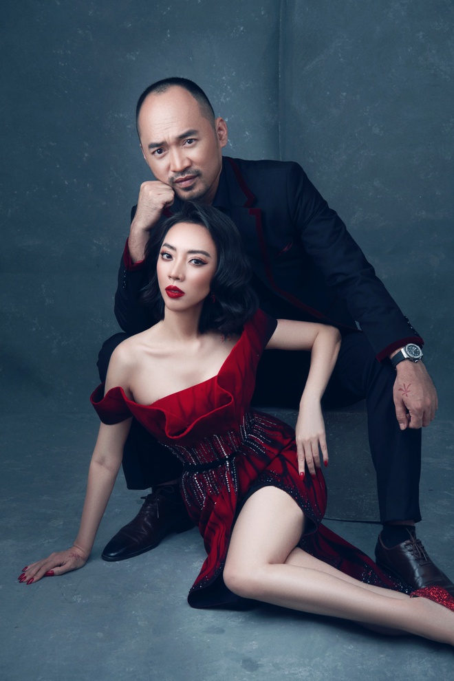 Thu Trang khoe vẻ gợi cảm dịp kỷ niệm 11 năm ngày cưới Tiến Luật - Ảnh 4. Thu Trang khoe vẻ gợi cảm dịp kỷ niệm 11 năm ngày cưới Tiến Luật - Ảnh 4.