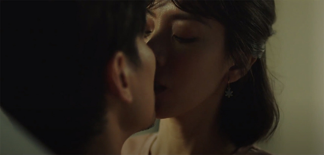 Thu Trang hôn đắm đuối Kiều Minh Tuấn trong phim Chìa khóa trăm tỷ - Ảnh 4.