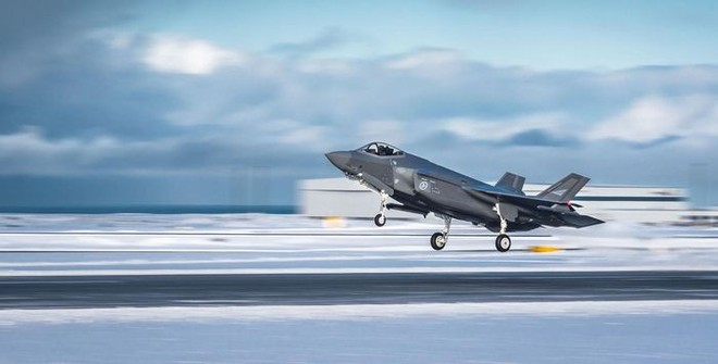 Lộ diện quốc gia đầu tiên có không quân sở hữu toàn chiến cơ tàng hình F-35 - Ảnh 3.