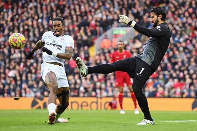 Sao Nhật Bản ghi bàn đúng ngày đặc biệt, Liverpool tạm quên Salah - Mane bằng chiến thắng đậm - Ảnh 8.