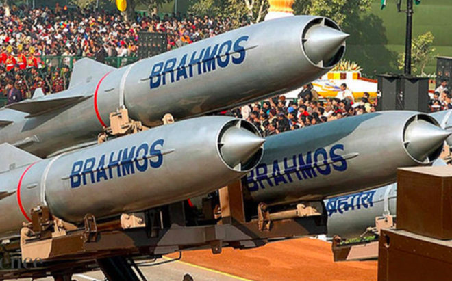 Tên lửa Brahmos của Ấn Độ. (Ảnh: FB)