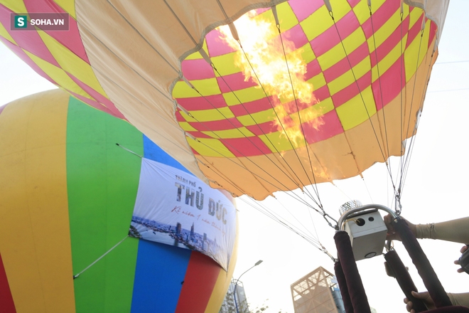 Cưỡi gió, đạp mây trong lễ hội khinh khí cầu kỷ niệm thành lập thành phố Thủ Đức - Ảnh 4.