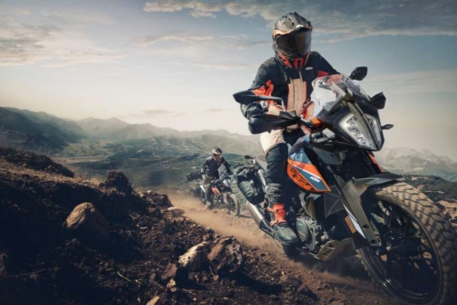 KTM 390 Adventure 2022 thay đổi thiết kế, giữ nguyên động cơ - Ảnh 3.