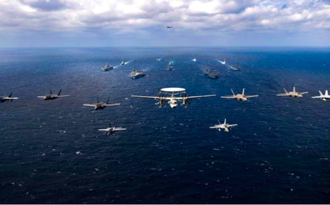 Mỹ và Nhật Bản đang triển khai một cuộc tập trận quy mô lớn ở khu vực gần Philippines. (Ảnh: US Navy).