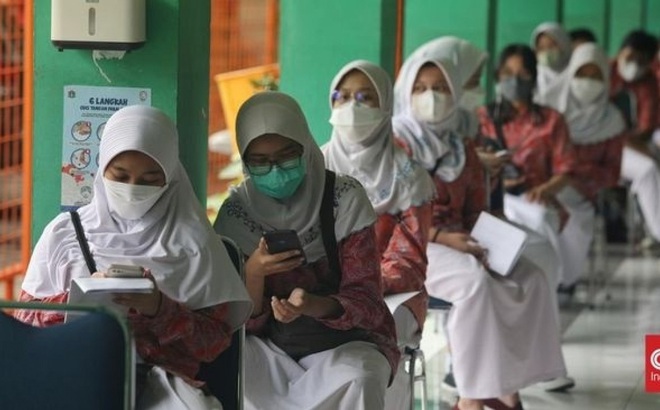 Hiệp hội giáo viên và bác sĩ Indonesia kêu gọi đóng cửa lớp học trực diện. Ảnh: CNN-Indonesia.