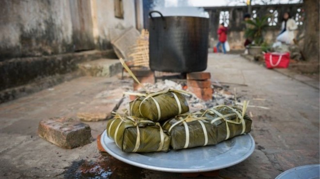 Mẹo chọn mua bánh chưng luộc sẵn thơm ngon, không hóa chất - Ảnh 2.