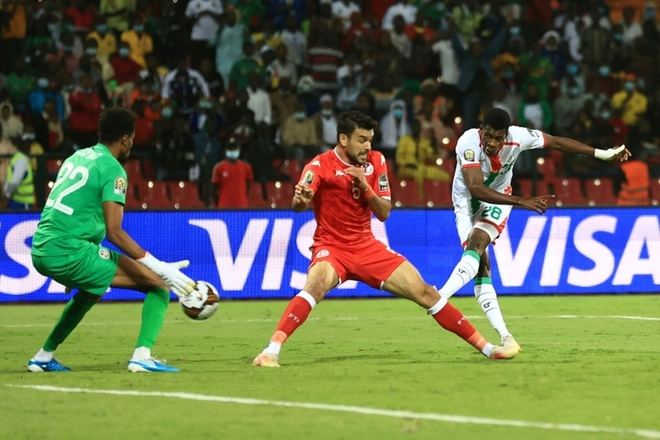 Kết quả AFCON 2021: Cameroon và Burkina Faso giành vé vào bán kết - Ảnh 1.