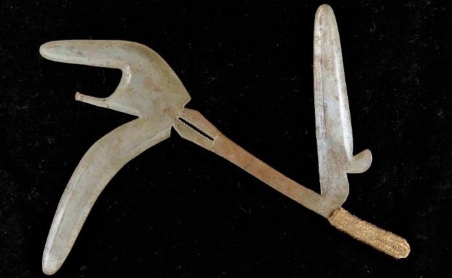 10 vũ khí cổ xưa vẫn gây “rợn tóc gáy” cho đến ngày nay - Ảnh 7.