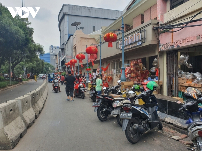 Đi tìm hương vị Tết Nguyên đán ở quốc gia Hồi giáo Indonesia - Ảnh 1.