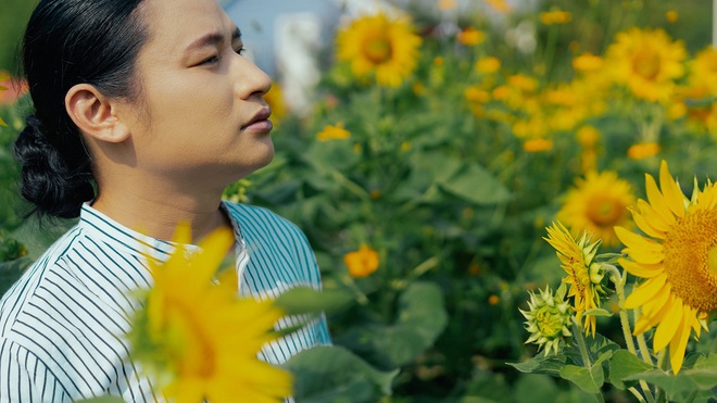 Nhạc sĩ Nguyễn Báu ra 2 MV mới - Ảnh 2.