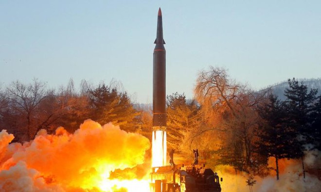 Thông điệp của Triều Tiên khi lần thứ hai thừa nhận thử tên lửa siêu thanh - Ảnh 1.