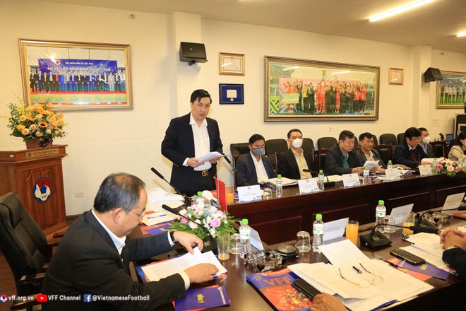Hội nghị Ban Chấp hành LĐBĐVN lần thứ 9 quyết định những vấn đề quan trọng của bóng đá Việt Nam - Ảnh 4.