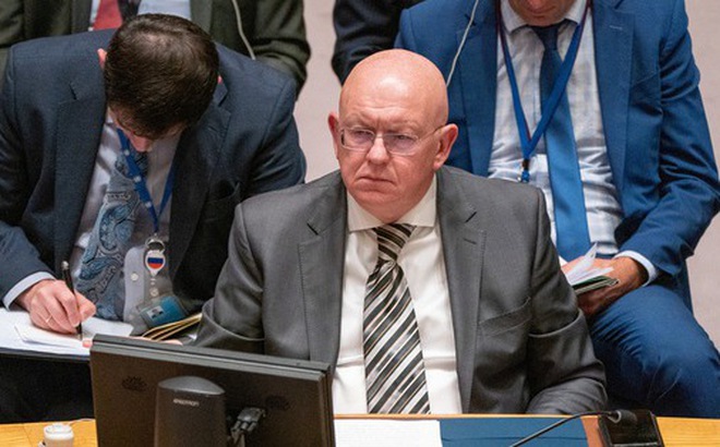Đại sứ Nga tại Liên Hiệp Quốc Vassily Nebenzia tại một cuộc họp với Hội đồng Bảo an - Ảnh: REUTERS