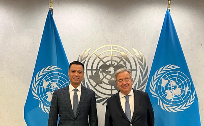 Tổng Thư ký Liên Hợp Quốc António Guterres tiếp Đại sứ Đặng Hoàng Giang. (Ảnh: Mofa)