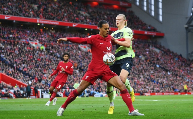 Bắt chết' Haaland, Van Dijk được ca ngợi có мàn trình diễn hay nhất tại  Liverpool