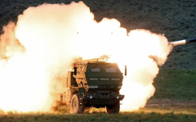 Hệ thống pháo phản lực HIMARS. Ảnh: Reuters