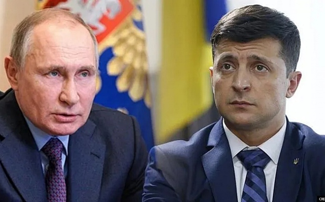 Tổng thống Nga Putin (trái) và Tổng thống Ukraine Zelensky. Ảnh: AP.