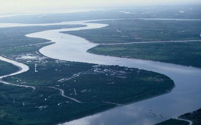 Ban liên hợp điều hành Ủy hội sông Mekong (MRC) ngày 4/10 đã thông qua một văn kiện quan trọng, trong đó làm rõ các hướng dẫn về cách thiết kế các dự án thủy điện trên sông Mekong. Ảnh: WWF