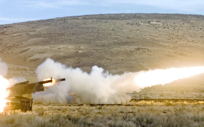 Hệ thống pháo phản lực HIMARS. Ảnh: AP