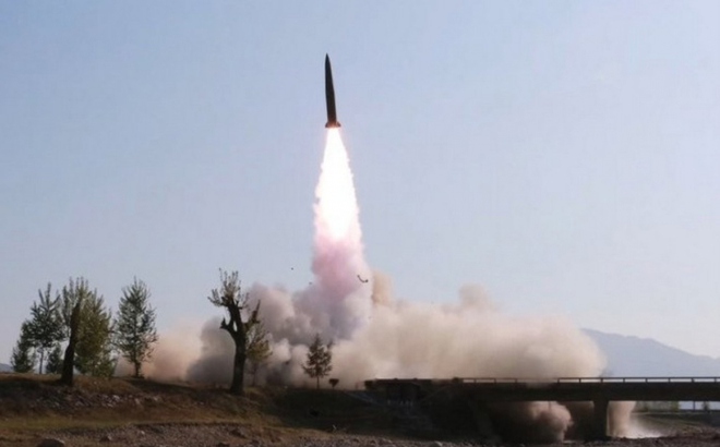 Tên lửa đạn đạo tầm ngắn Triều Tiên phóng hồi giữa năm 2019. Ảnh: KNCA.