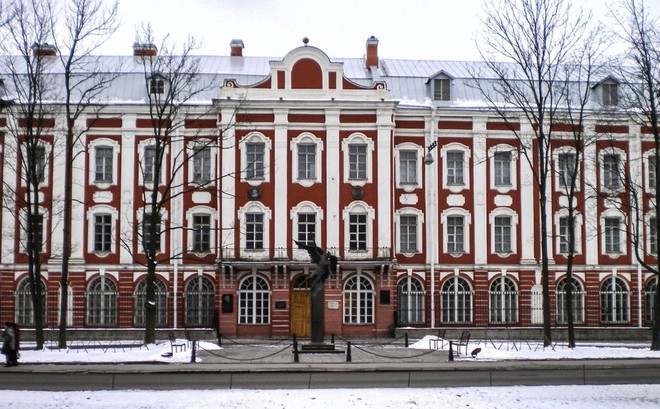 Trường Đại học St. Petersburg, Nga.
